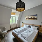 ホテル Friedensbruecke 2*