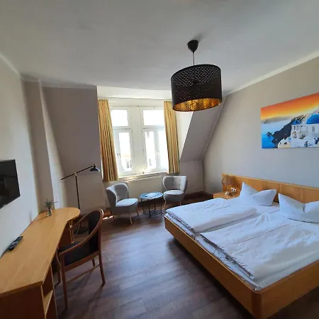 Friedensbruecke Hotel 2*