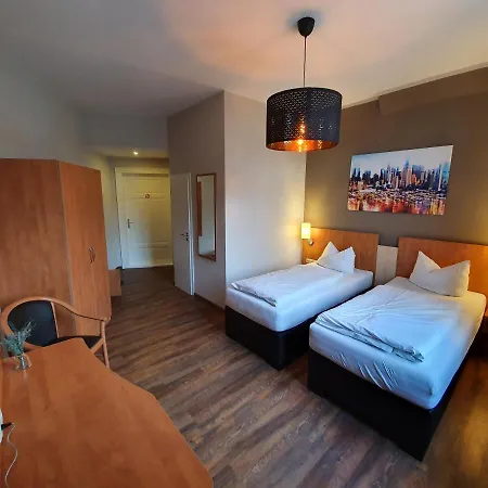 Friedensbruecke كراييتْس