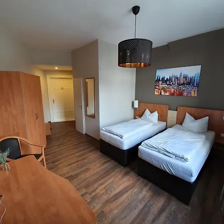 فندق Friedensbruecke كراييتْس