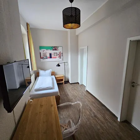 Friedensbruecke Hotel 2*