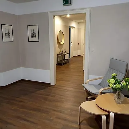 Friedensbruecke Hotel 2*