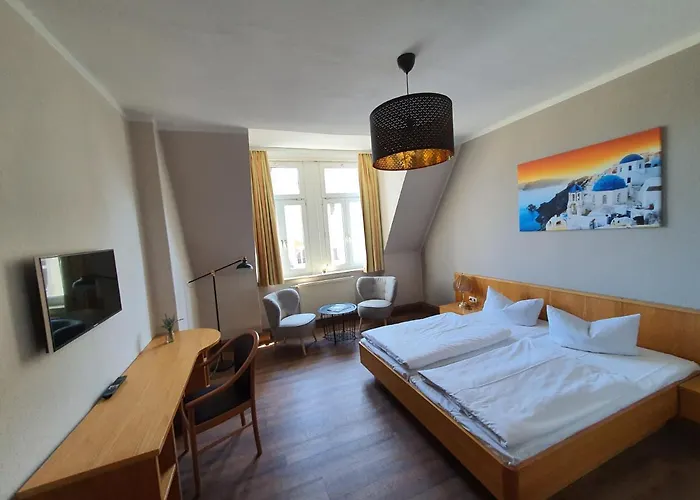 Friedensbruecke Hotel 2*